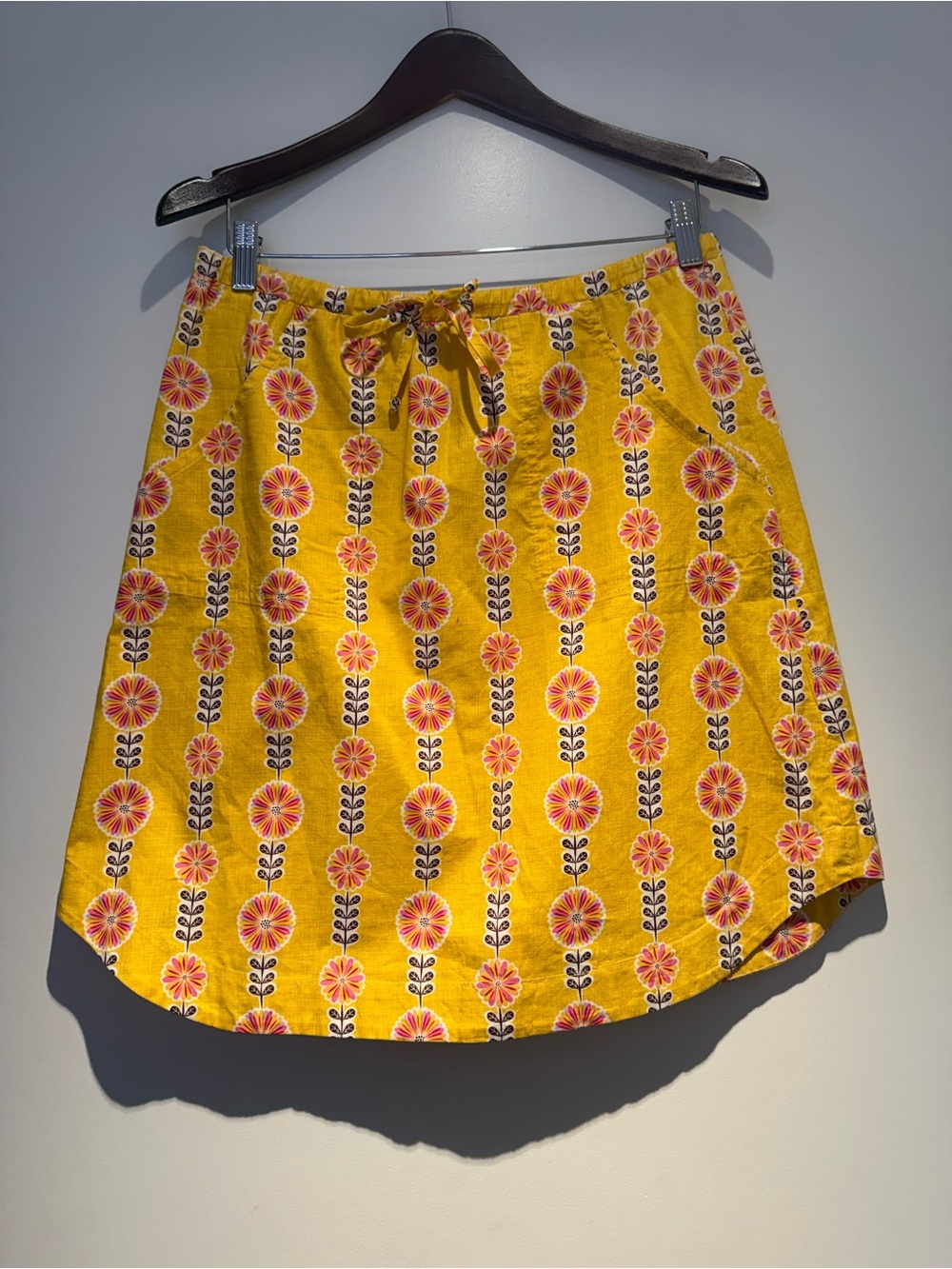 Sunhee Moon Cotton Colorful Floral Print Mini Skirt with Elastic Waist Size 2